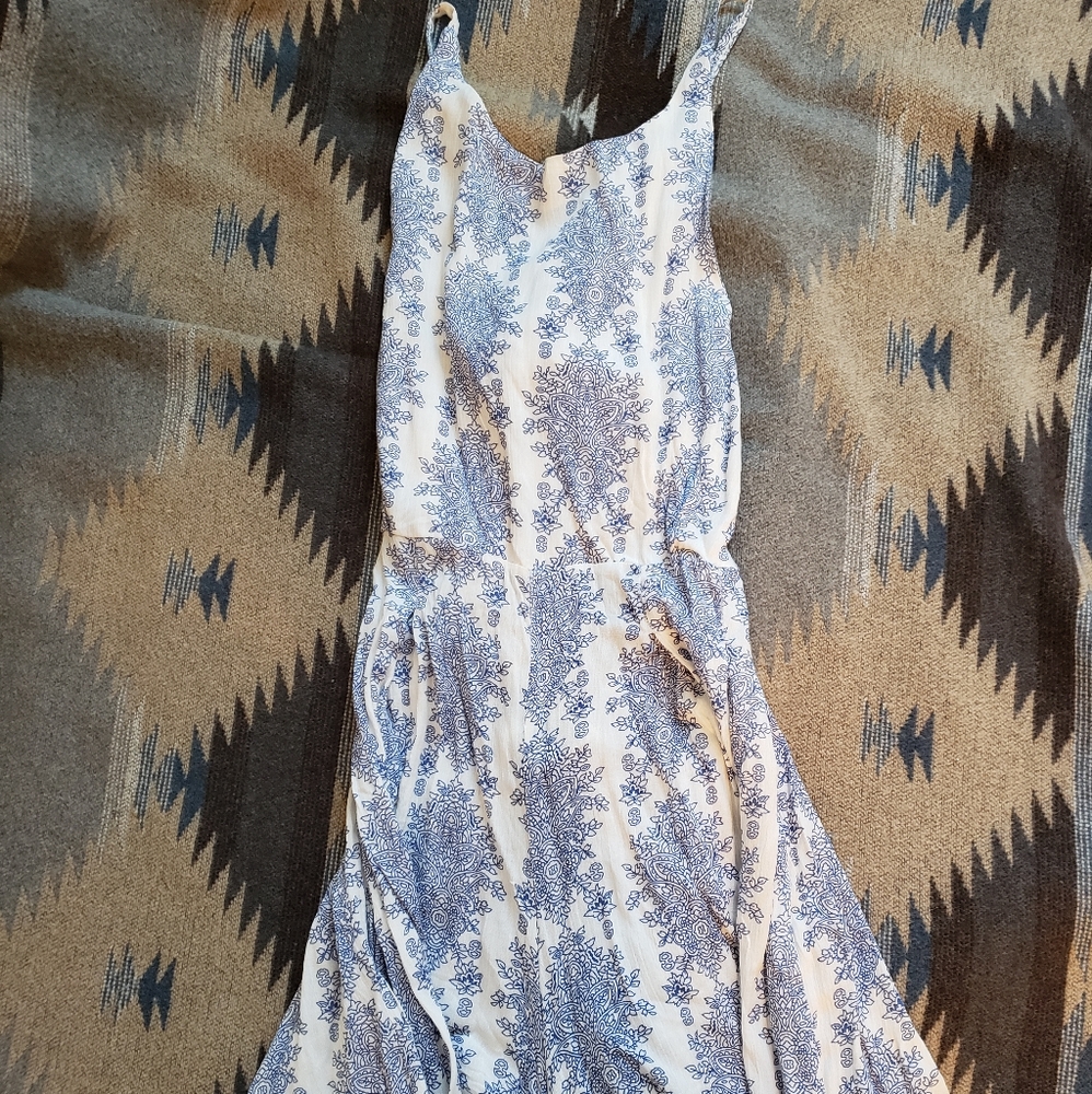 Super cute open back romper NWOT